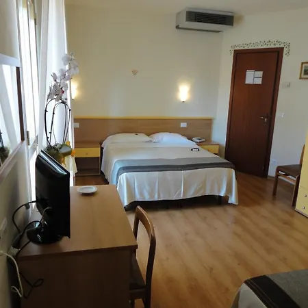 Mariani Szálloda 3*