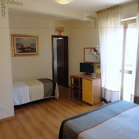 马里亚尼酒店 酒店