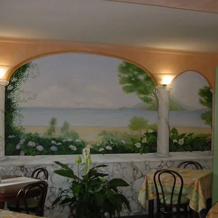 马里亚尼酒店 3*