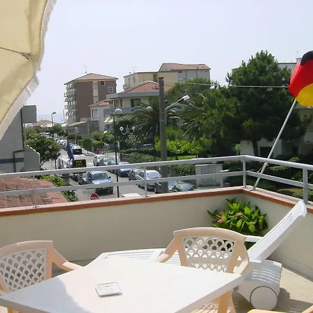 马里亚尼酒店 3*