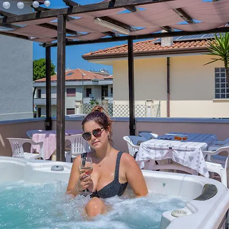 马里亚尼酒店 3*